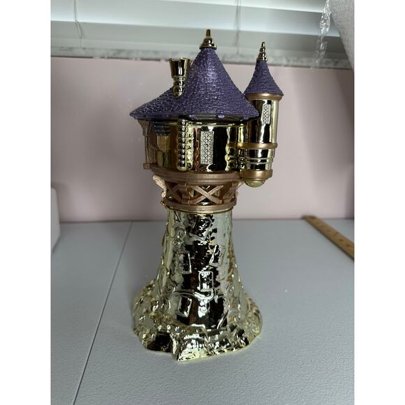 2026 Bath & Body Works
DISNEY Rapunzel 3-Wick Candle Holder - Picture 4 of 6